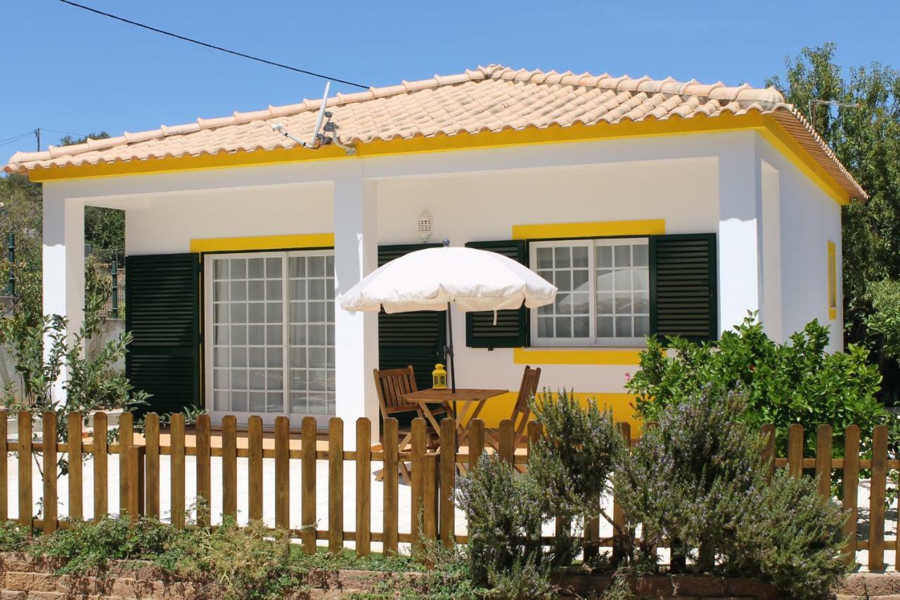 Casinha Dos Avos Villa Lagos Exterior photo